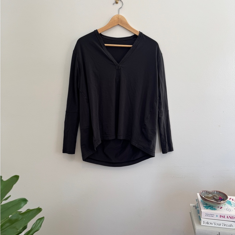 lululemon athletica Black Long Sleeve Top